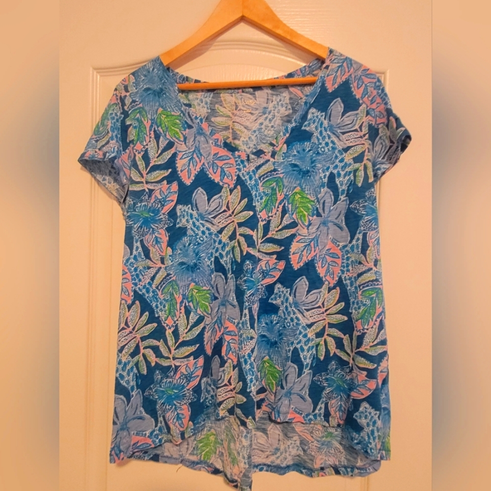 Lilly Pulitzer Etta Size Large tshirt
